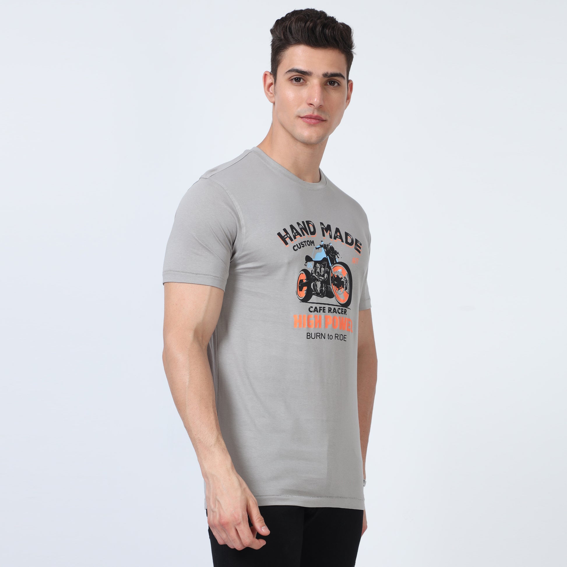 grey tshirt